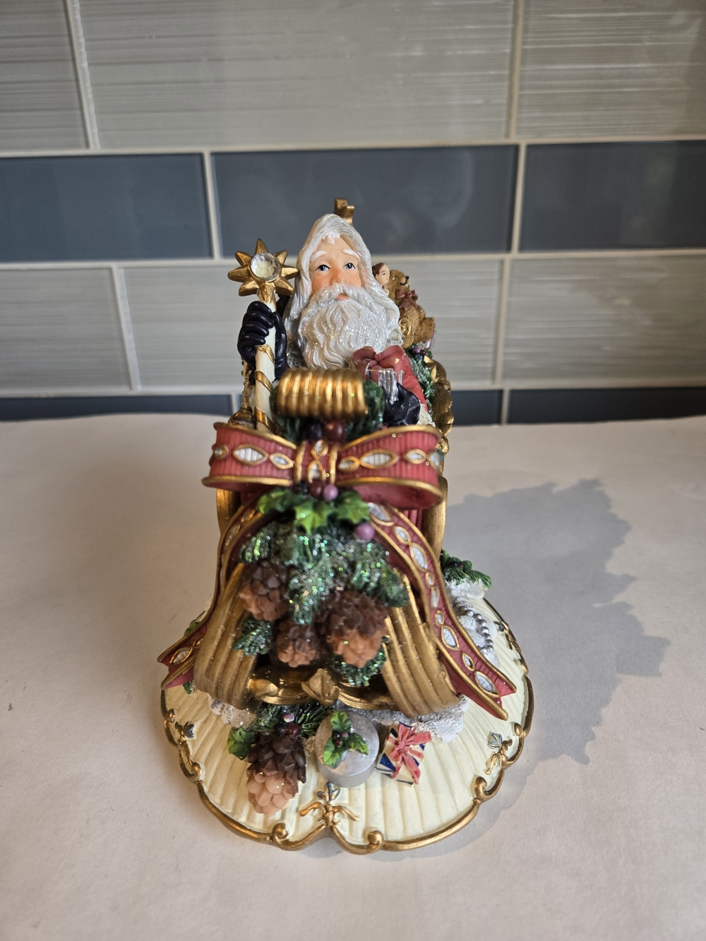 Fitz & Floyd Festive Santa Music Box - Holiday Figurine